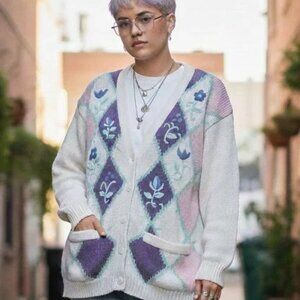 Vintage 80s-90s Granny Core Pastel Floral Knit Cardigan Sweater Boho Cottagecore